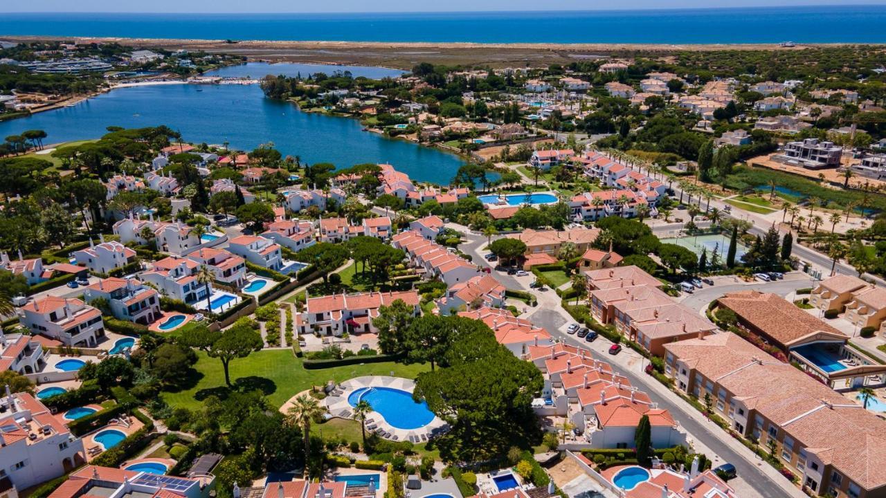 3 Bed Holiday Home Lakeside Village Quinta Do Lago Faro Exterior photo